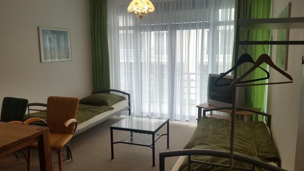 Lut10Her Sky-Fly Hotel Leipzig Room photo